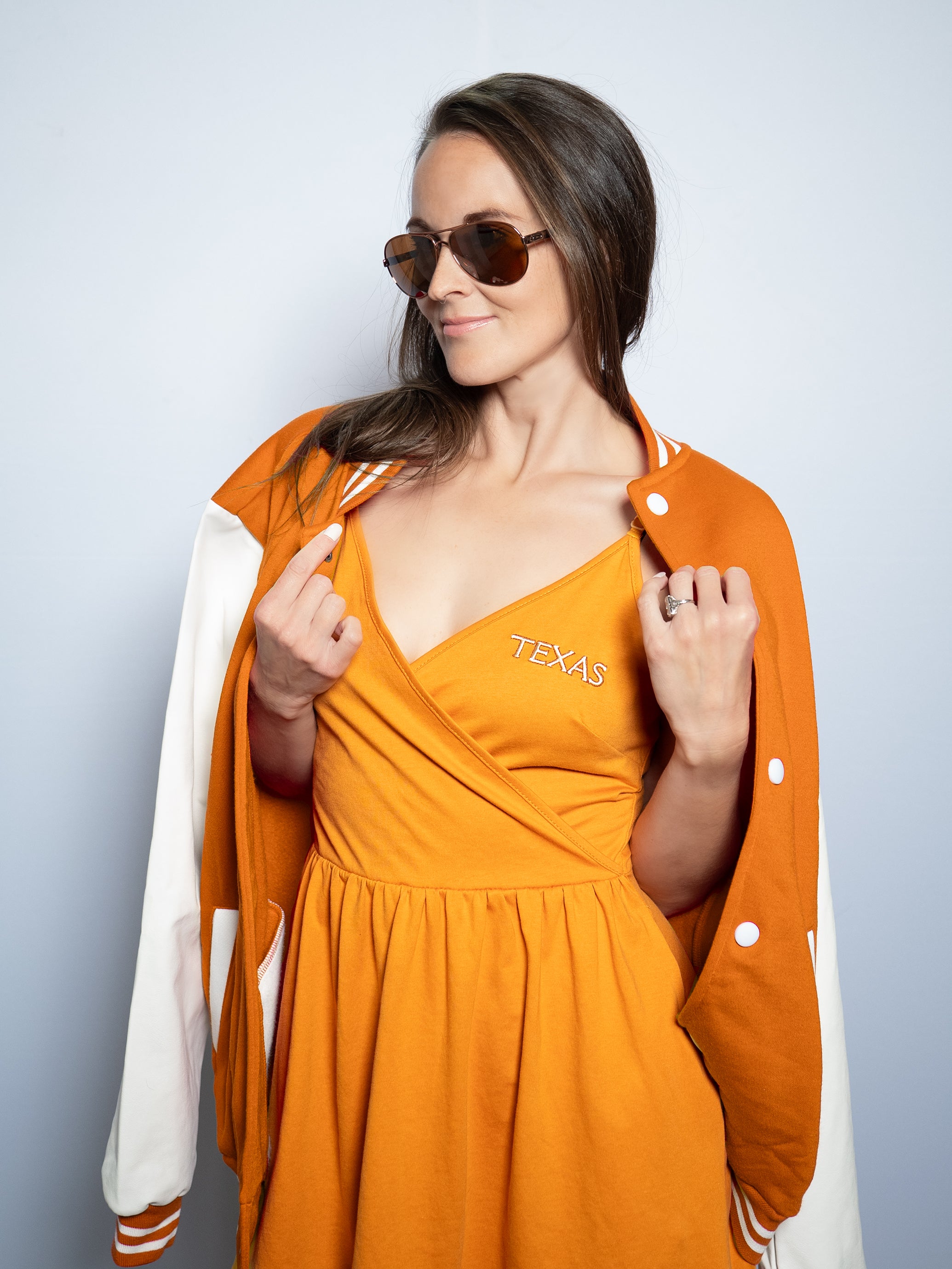 cute longhorn dresses This would be perfect for graduation!! Cute burnt orange floral dress from @target marked down to $37 #texaslonghorns #texasgameday #burntorange #ut #gamedayfashion #longhornfinds #utlonghorns #utorange #texasfight #utaustin #longhorn #bevo